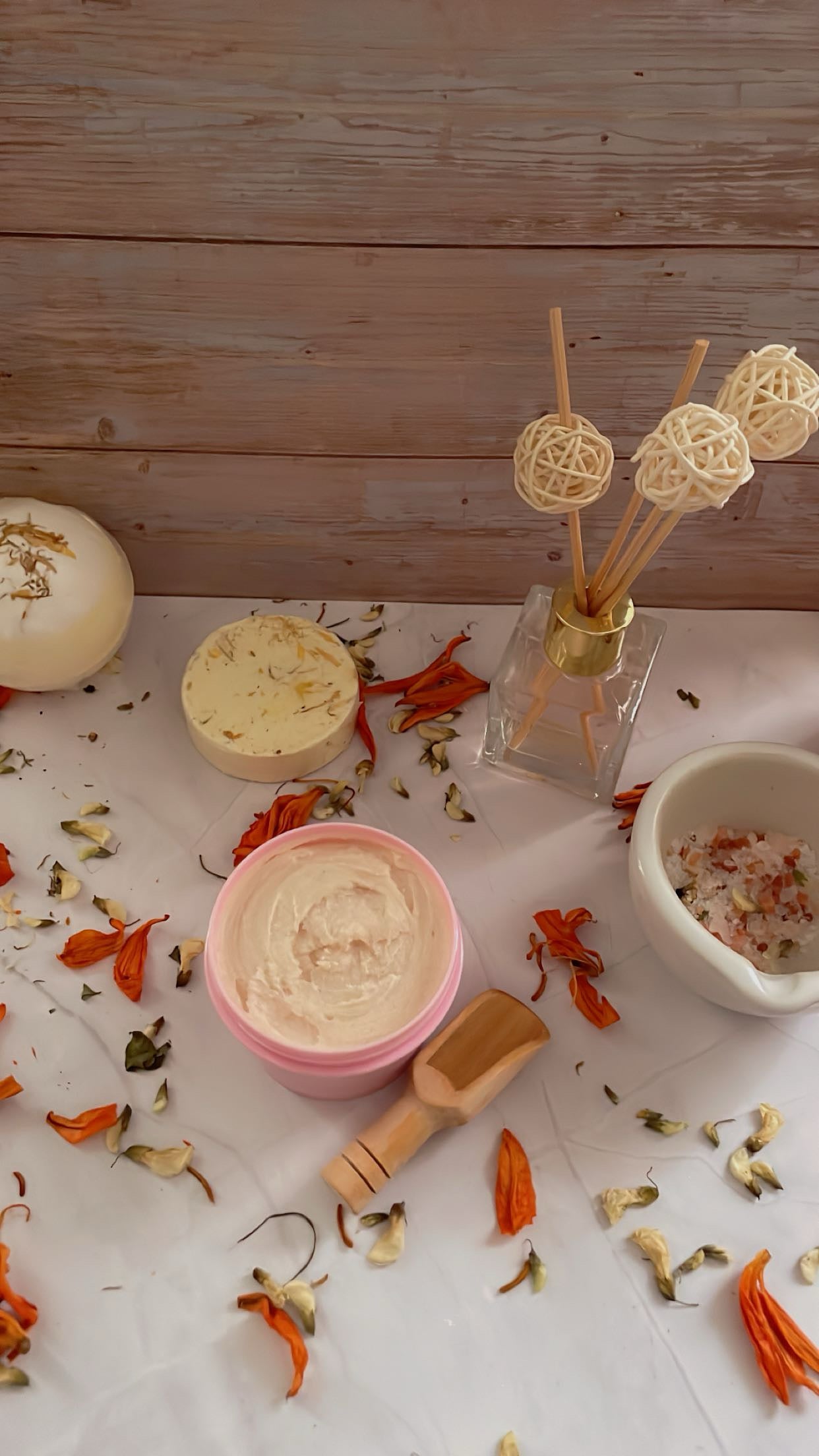 Cozy crumble body scrub