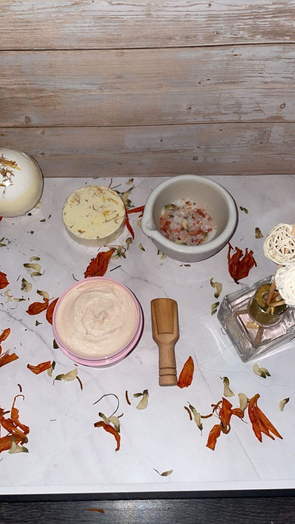 Cozy crumble body scrub