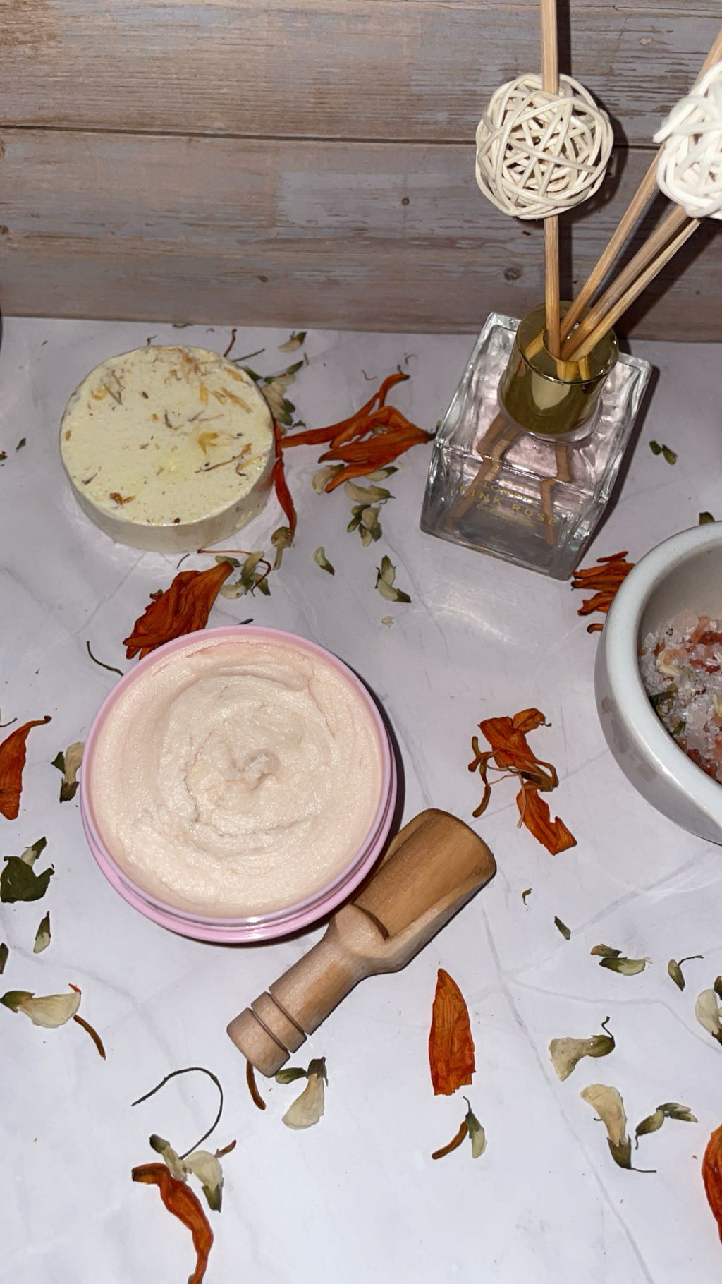 Cozy crumble body scrub